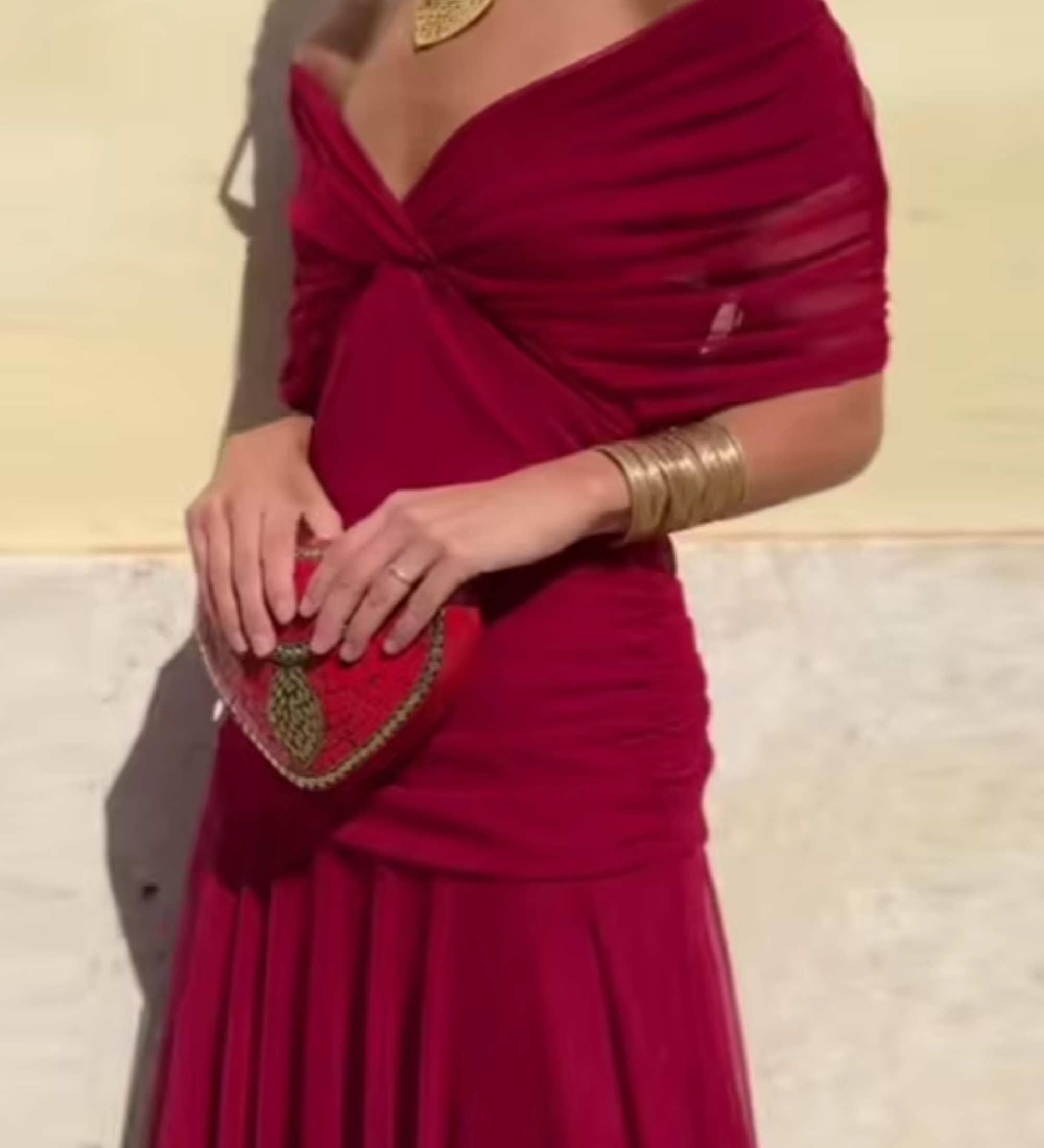 Luísa - Vestido Maxi de Festa Elegante com Decote em V
