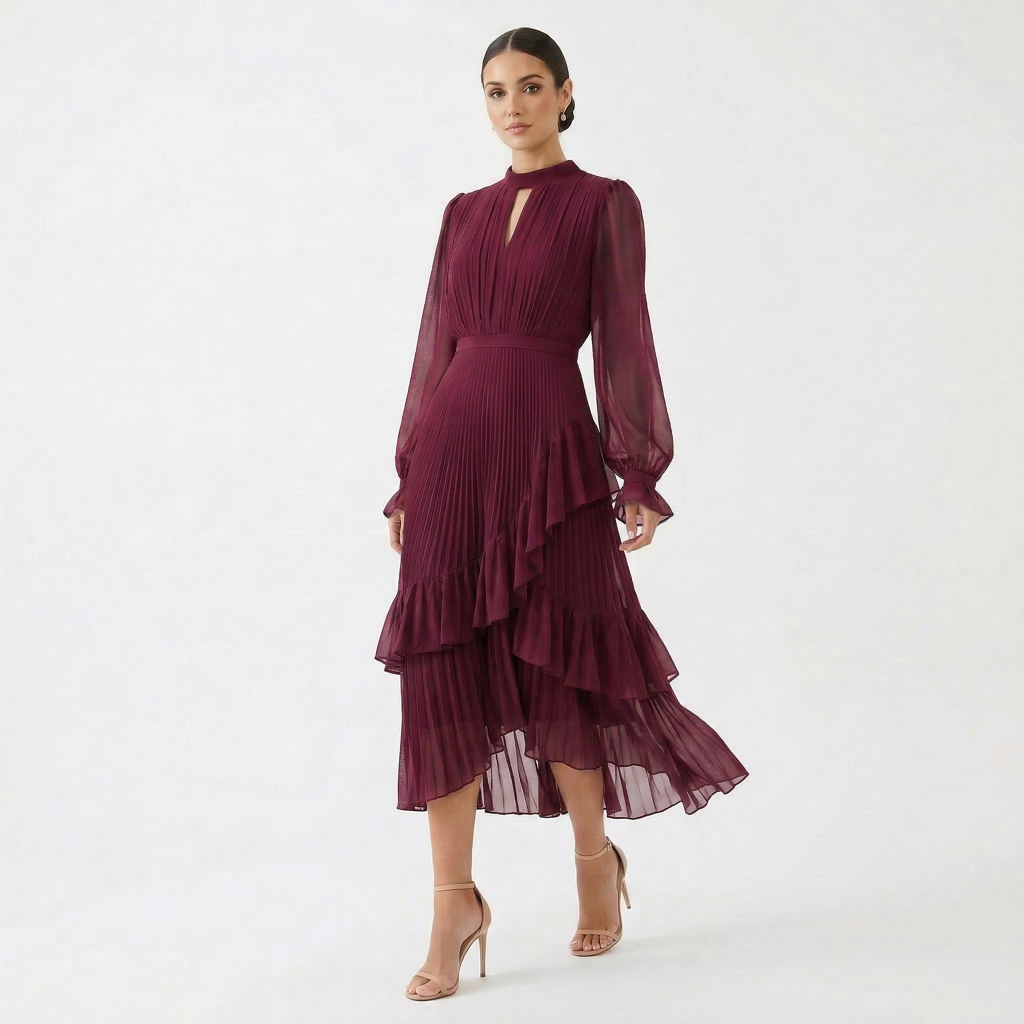 Mariana - Vestido Plissado com Mangas Fluídas e Folhos Assimétricos